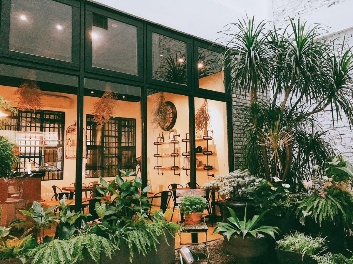 Backpacker 41 Hostel - Taichung Eksteriør billede