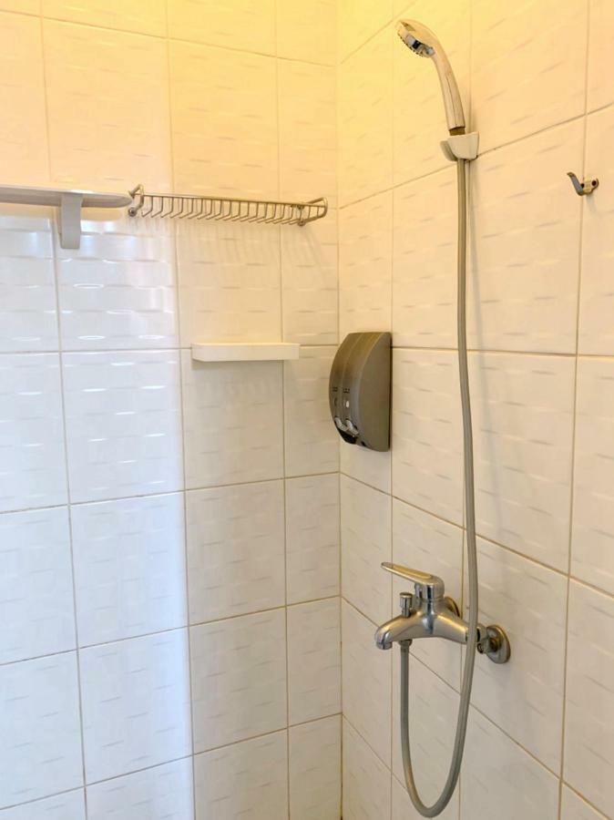 Backpacker 41 Hostel - Taichung Eksteriør billede