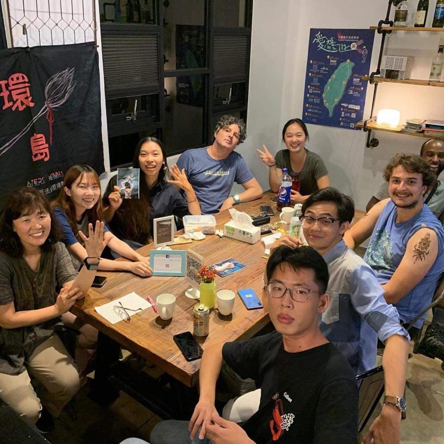 Backpacker 41 Hostel - Taichung Eksteriør billede